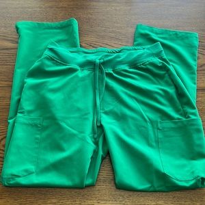 Mandala Emerald green medium 9 pocket cargo scrub pants; Like new; worn twice